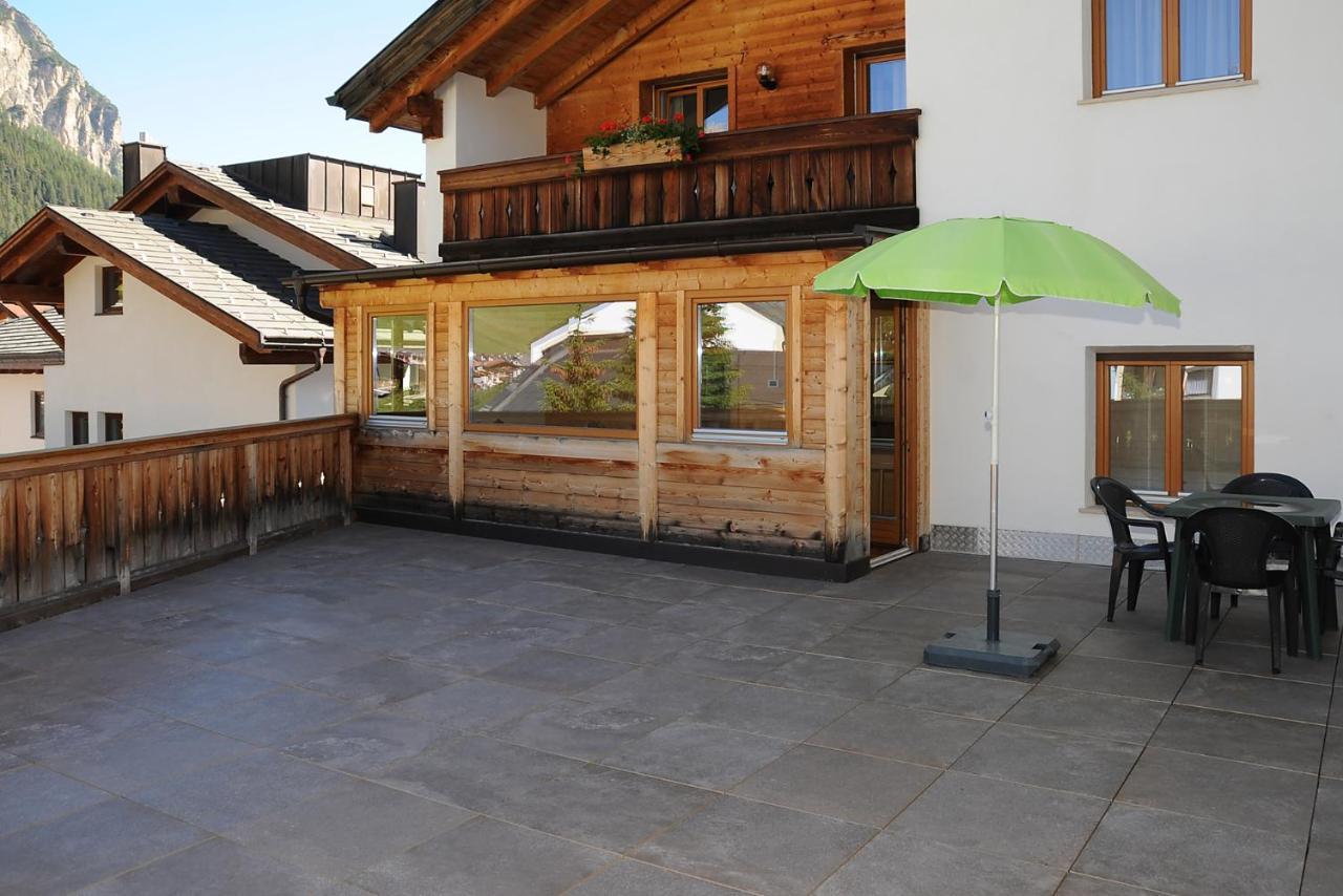 Hotel Italia Corvara In Badia Esterno foto