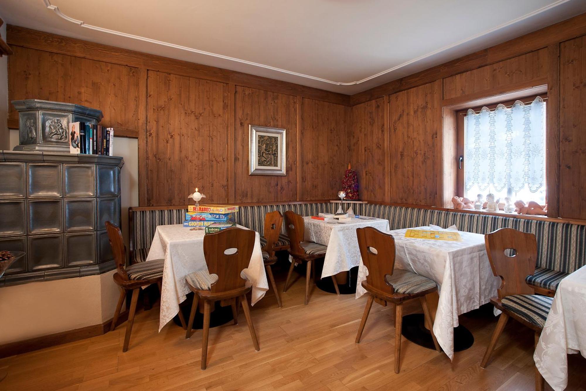Hotel Italia Corvara In Badia Esterno foto