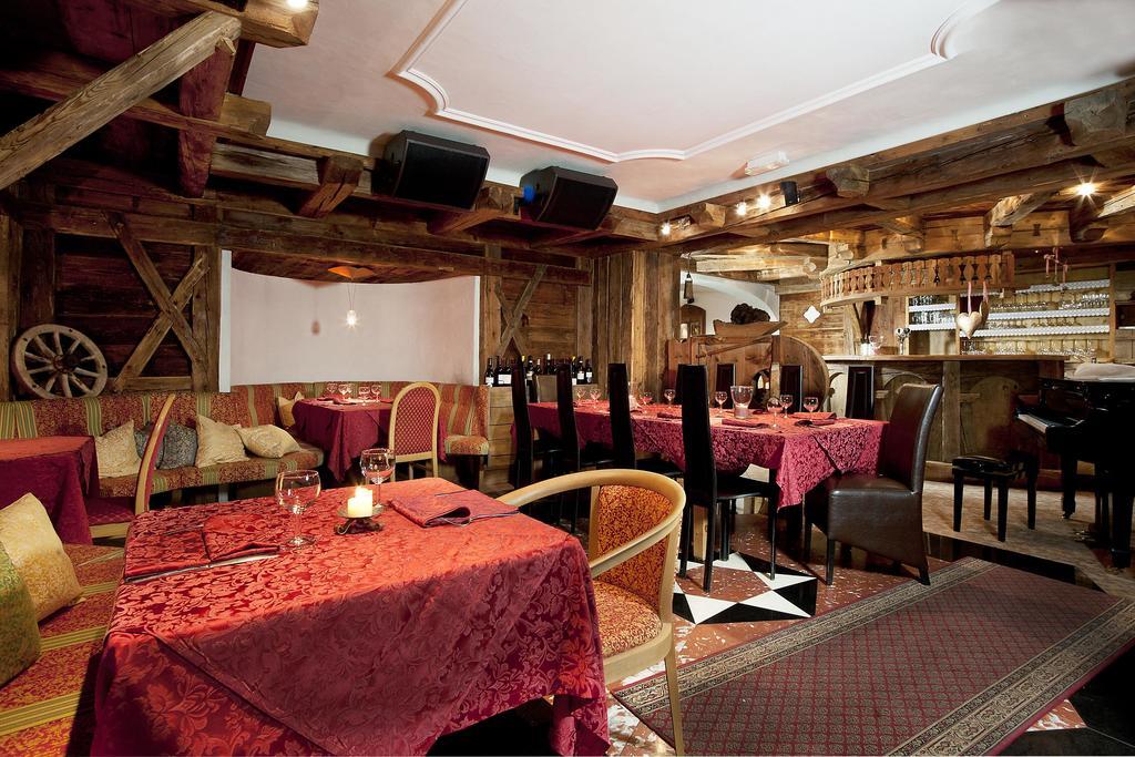 Hotel Italia Corvara In Badia Esterno foto